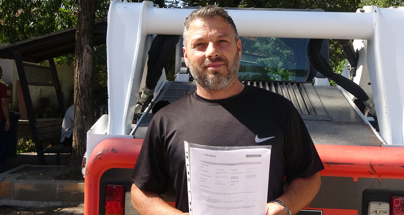 Belediye personeli, hesabına yanlışlıkla yatan parayı iade etti