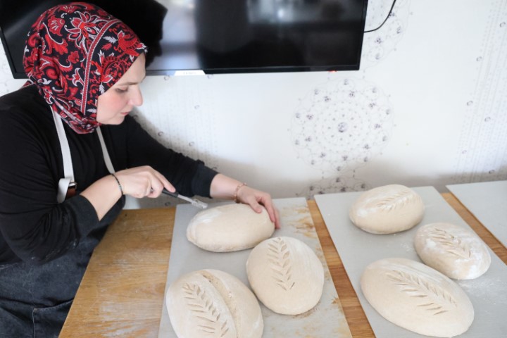 Banka yöneticiliğinden istifa etti, işinin patronu oldu
