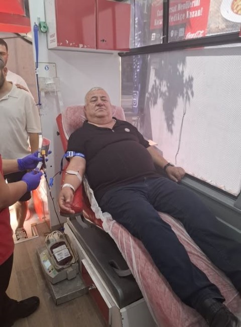 Denizli’de esnaf ve vatandaşlara ilk yardım ve Heimlich manevrası eğitimi verildi