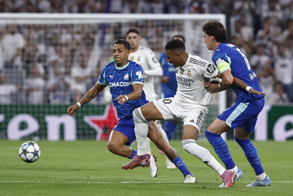 Karabağ’dan Benfica deplasmanında geri dönüş