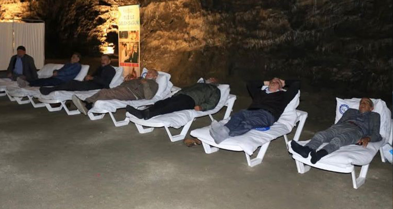 Nefes alabilmek için yerin 150 metre altında şifa arıyorlar