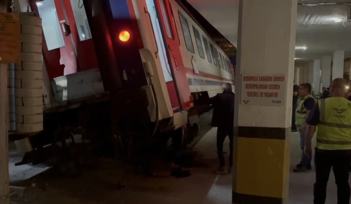 Bandırma’da tren kazası ucuz atlatıldı