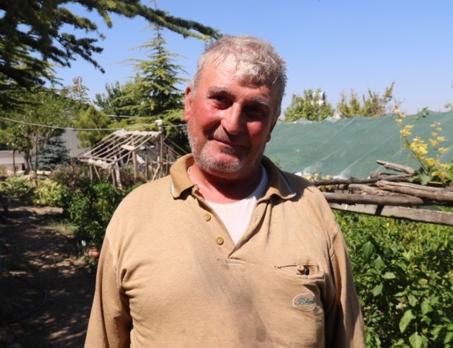 Emekli olan elektrik mühendisi huzuru köyde buldu