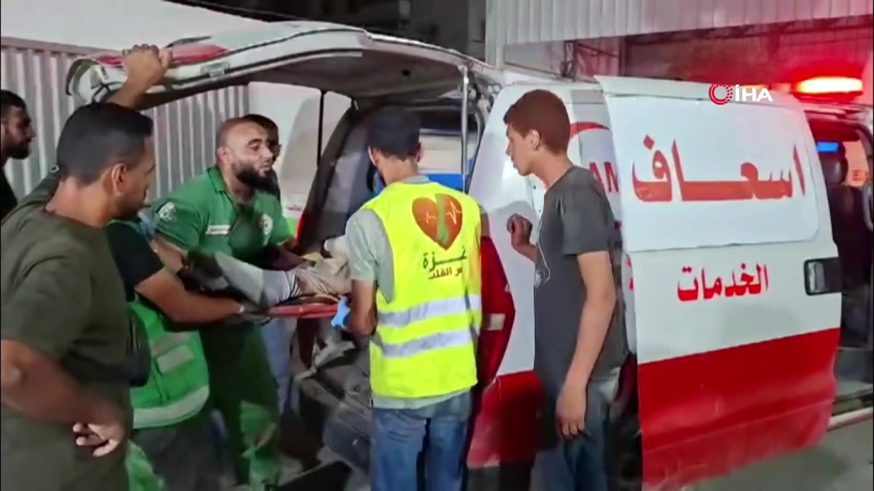 İsrail, Gazze şehrinde yerleşim yerlerini vurdu: 28 ölü