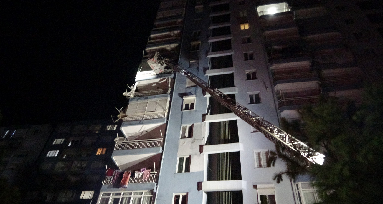 Antalya'da korkutan yangın!