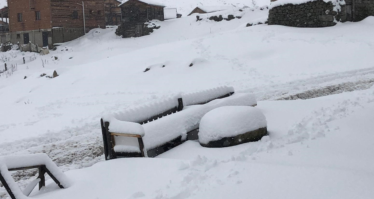 Kaçkar Dağları’nda kar kalınlığı yarım metreye ulaştı