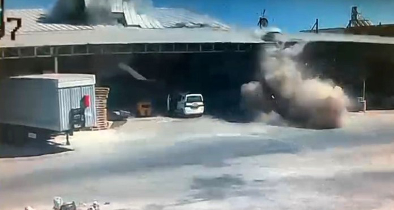 Demre'de toptancı halinde patlama: 1 ölü, 3 yaralı