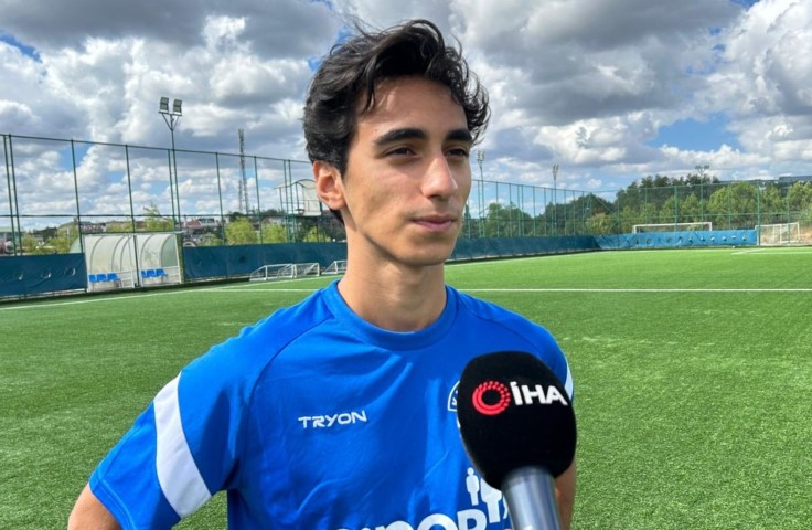 Kasımpaşa'lı Abay’ın hedefi Türkiye’yi yurt dışında temsil etmek