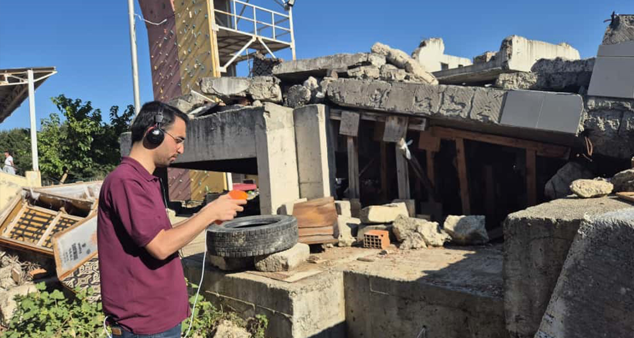 Türk mühendis yaptı: Depremde yıkılan binaları belirliyor, enkaz altında kalanlarla iletişim kuruyor