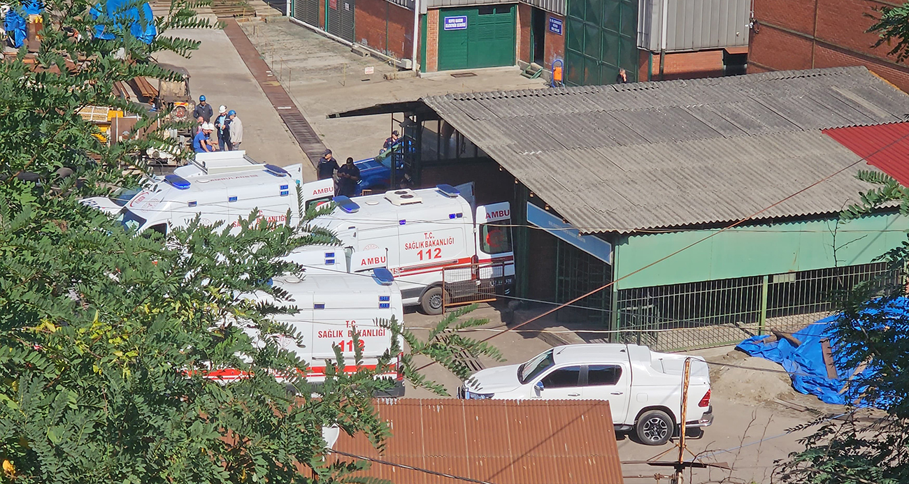 Zonguldak’ta göçük altında kalan 5 madenciden 4’ü kurtarıldı