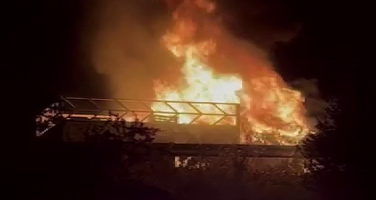 Ekmek teknesi yanan vatandaş, trafikteki diğer sürücülere tepki gösterdi!