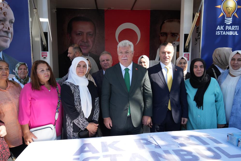 AK Parti milletvekilleri Bakırköy’de sahaya indi