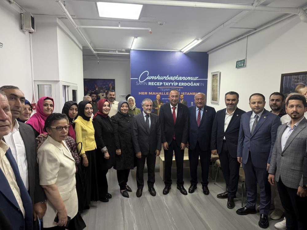AK Parti Mersin Milletvekili Nureddin Nebati, Avcılar’da vatandaşlarla buluştu