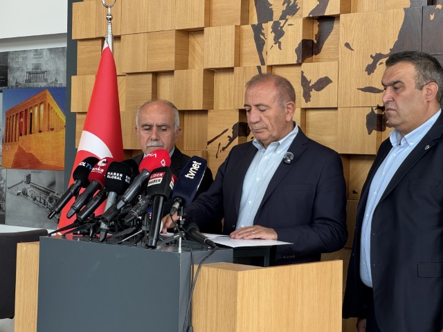 Gürsel Tekin’den CHP yönetimine sert çıkış: “İftiracılara neden işlem yapılmıyor?”