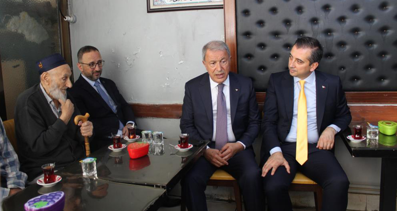 TBMM Milli Savunma Komisyonu Başkanı Akar şehit yakını ve gazilerle bir araya geldi
