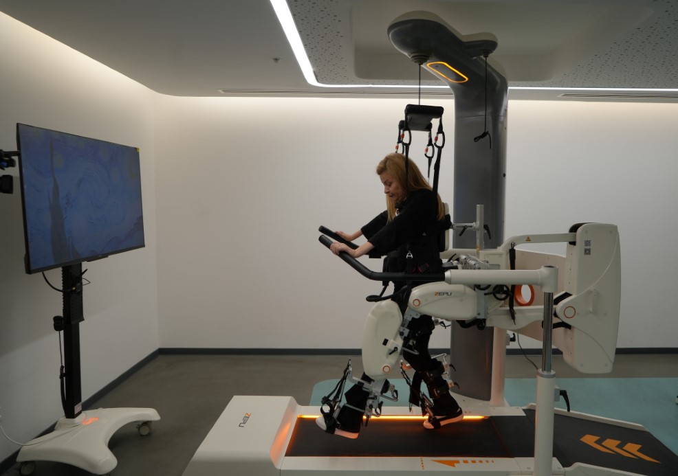 Azmin zaferi...29 yıl sonra ayağa kalkıp röportaj verdi