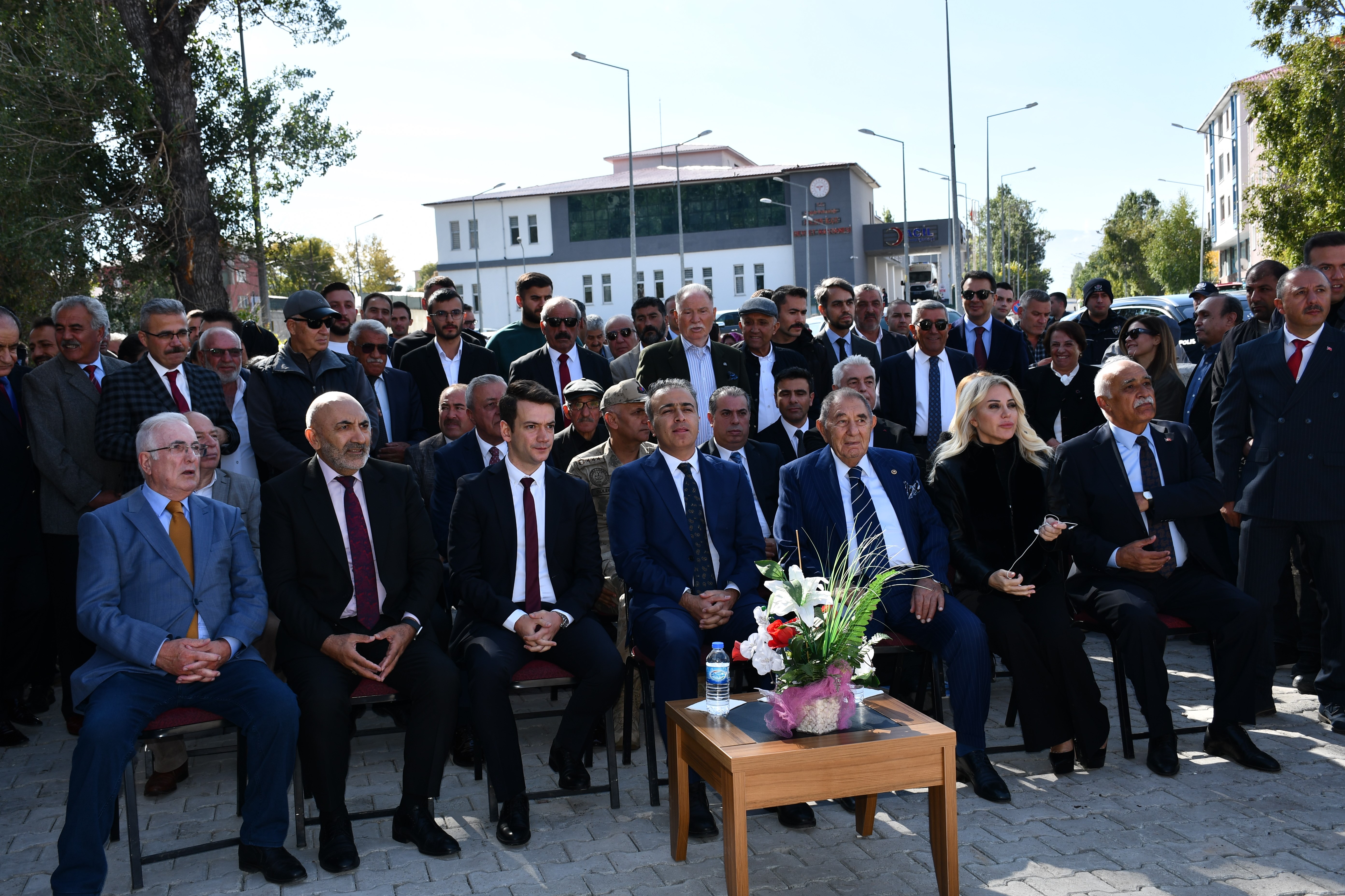 Çıldır Öğretmenevi hizmete açıldı