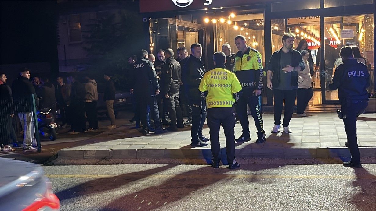 Bolu’da çorbacıda bıçaklı kavga: 2 yaralı