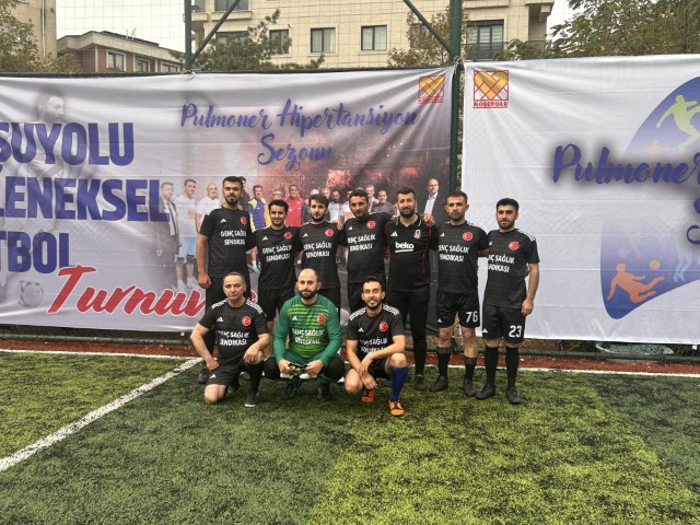 Koşuyolu Geleneksel Futbol Turnuvası’nda pulmoner hipertansiyon farkındalığı için top koşturuldu