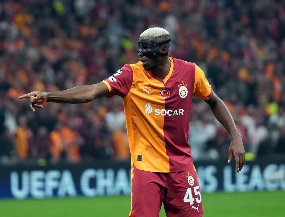 Osimhen geri döndü! Galatasaray'dan tek golle tarihi zafer