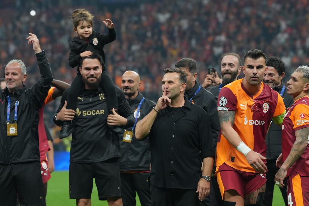 Osimhen geri döndü! Galatasaray'dan tek golle tarihi zafer