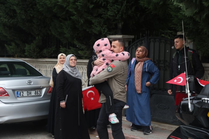 Tam 3 bin 707 kilometre: Motosikletle umreye gitmek için yola çıktı