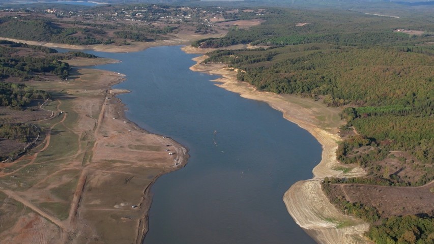 Megakentin en büyük barajı alarm veriyor