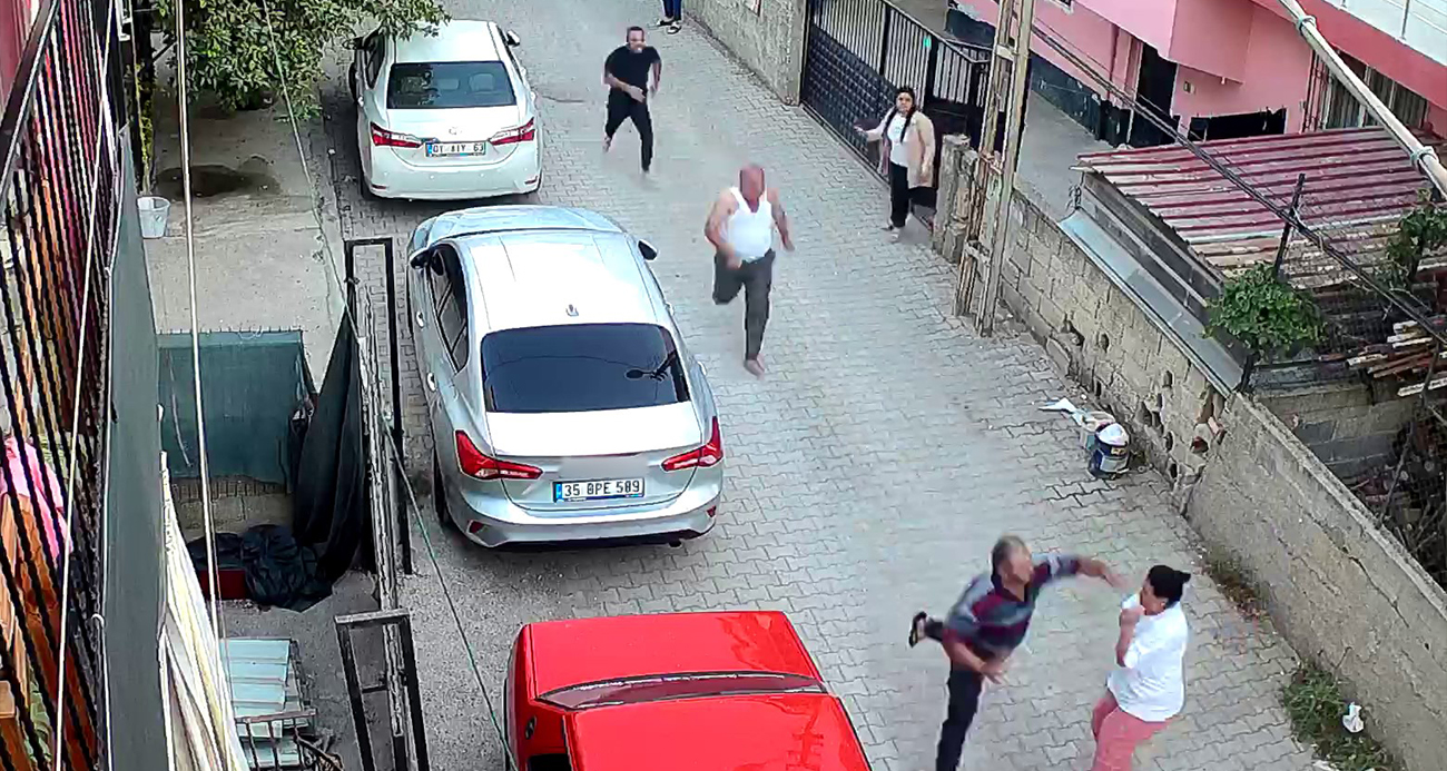 Kaçan şahsı tutmaya çalışan kadın yumruk yedi