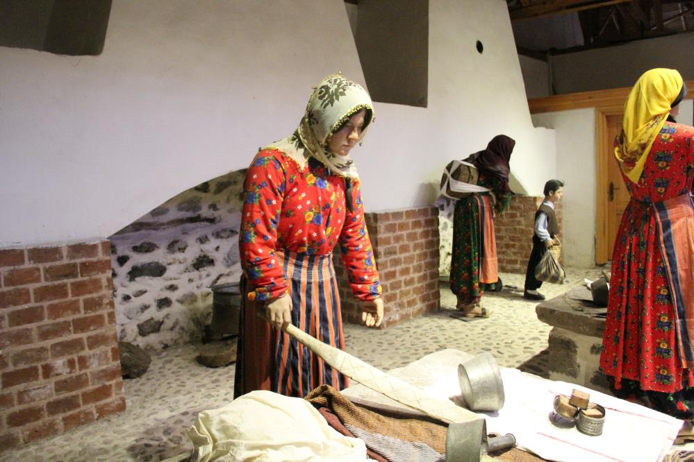 2. Abdülhamid’in yaptırdığı çamaşırhane kadınların zorlu yaşamını yansıtıyor
