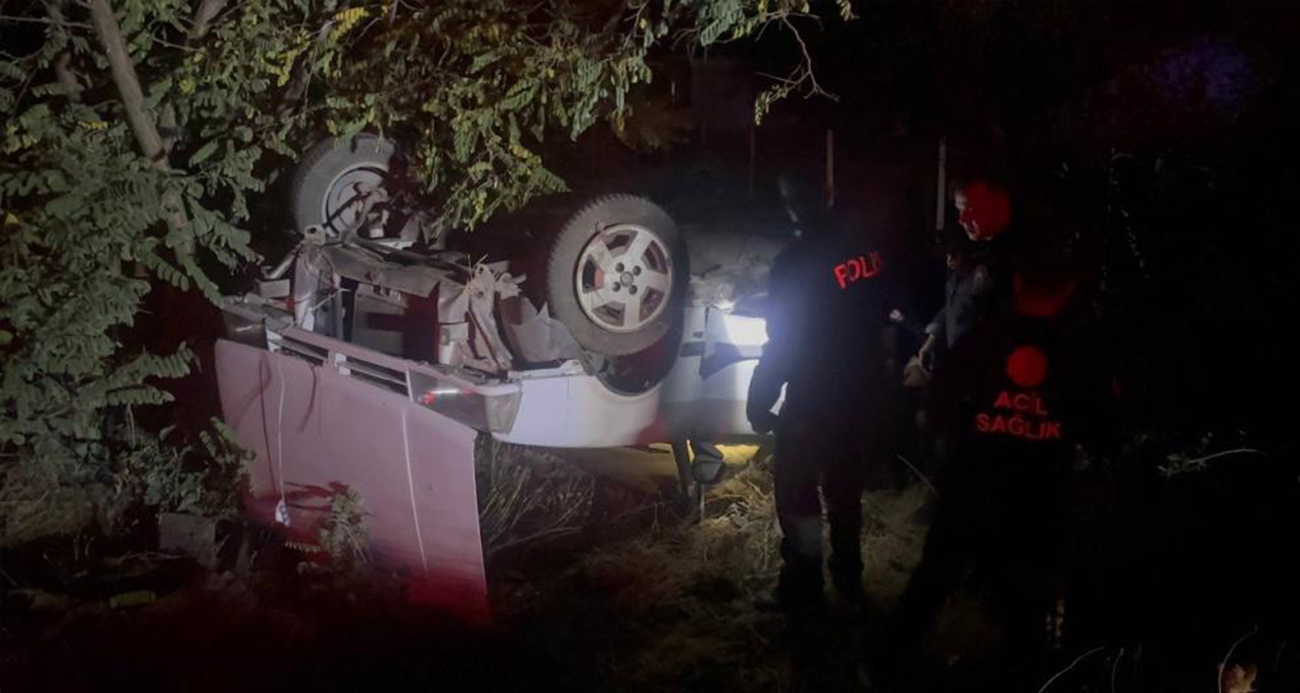 Polisten kaçan otomobil şarampole uçtu: 2 yaralı