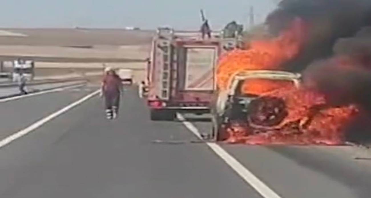 Diyarbakır’da seyir halindeyken alev alan cip küle döndü