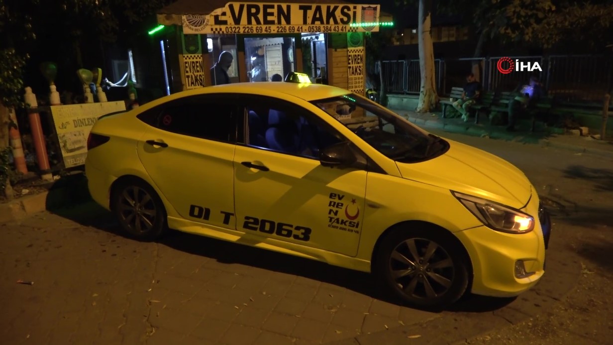 Takside unutulmaz an: Bebek, aracın içinde dünyaya gözlerini açtı