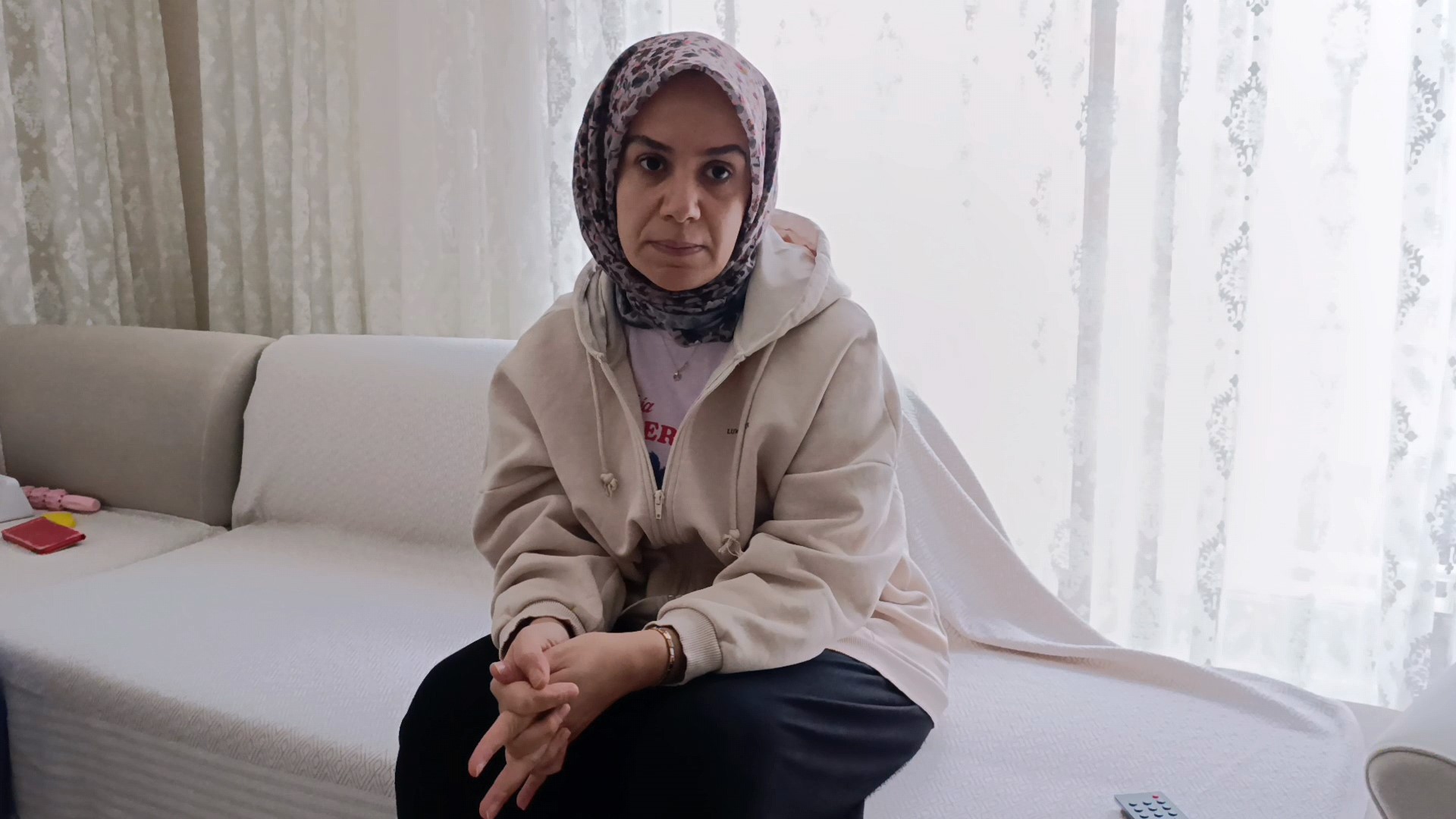 Komşularını canından bezdirdi: Kapılarına dışkı bıraktı, yüzüne kapı kapatıp hastanelik etti