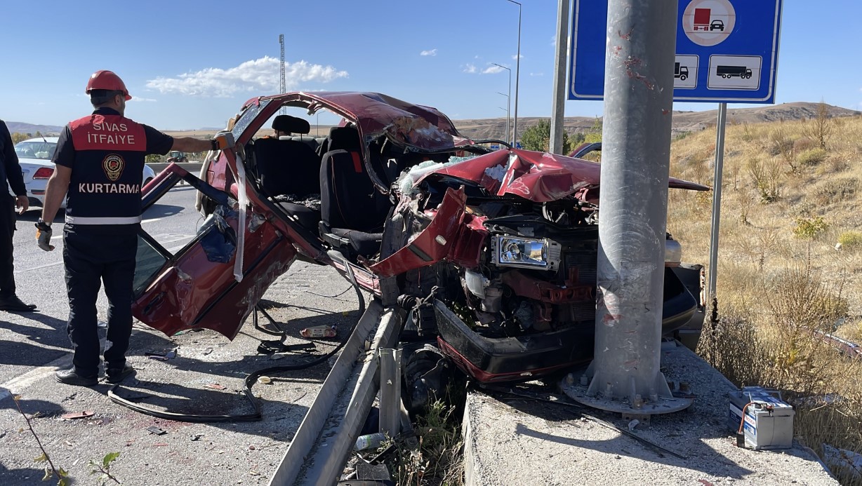 LPG tankının yerinden çıktığı kazada 10 kişi yaralandı