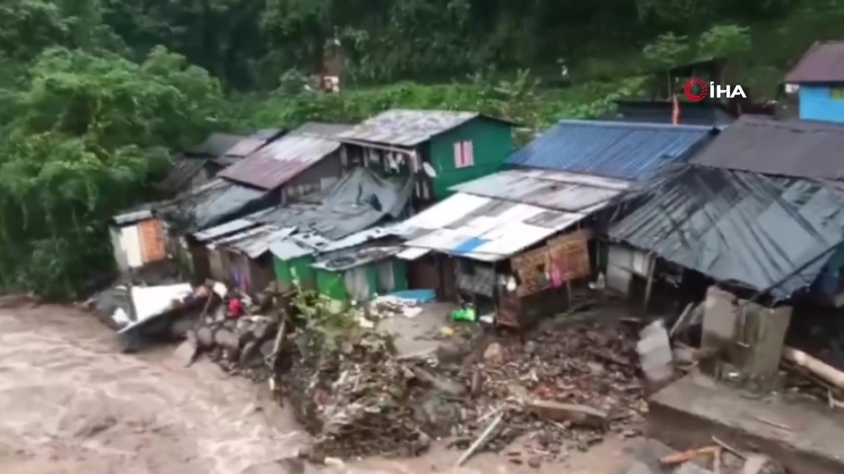 Hindistan ve Nepal’de sel ve toprak kayması: 68 ölü