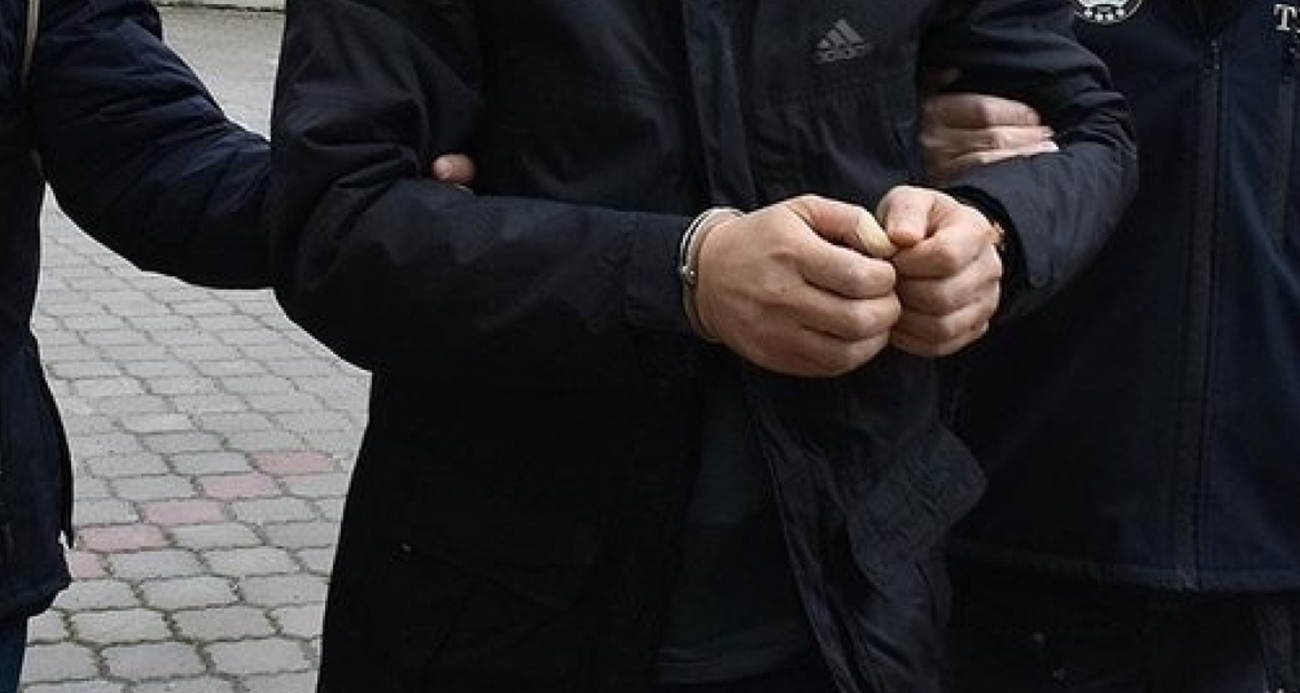 İstanbul’da FETÖ operasyonunda gözaltına alınan 5 doktor tutuklandı