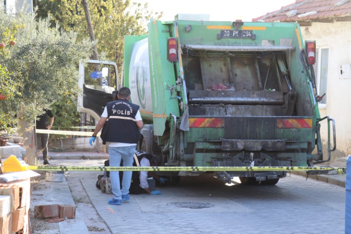 Çöpünü çıkaran yaşlı kadın cinayet gibi kazada hayatını kaybetti