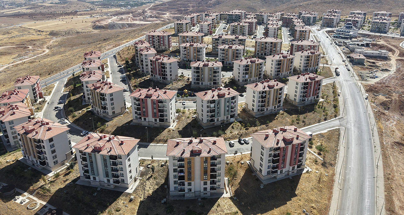 Cumhurbaşkanı Erdoğan TOKİ eliyle kiralık konut kampanyasını açıklamıştı: En güzel örneği Elazığ