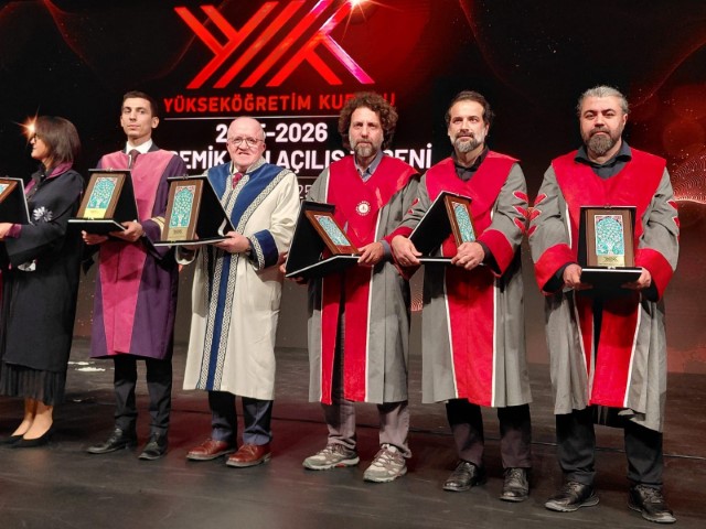 Cumhurbaşkanı Erdoğan’dan SAMÜ’ye YÖK 2025 Üstün Başarı Ödülü