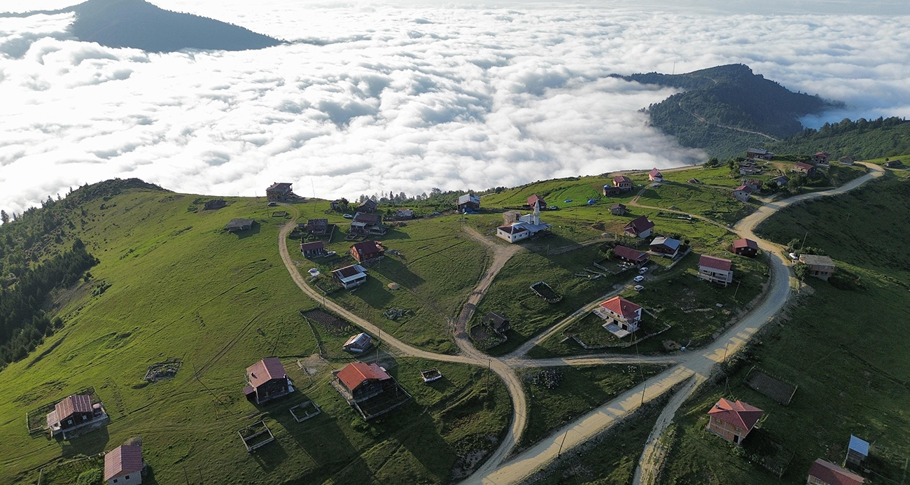 Büyük Harman Yaylası’ndan sis denizi manzaraları