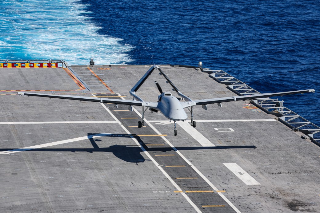 Mavi Vatan’daki Denizkurdu tatbikatında Milli SİHA’lardan tam isabet