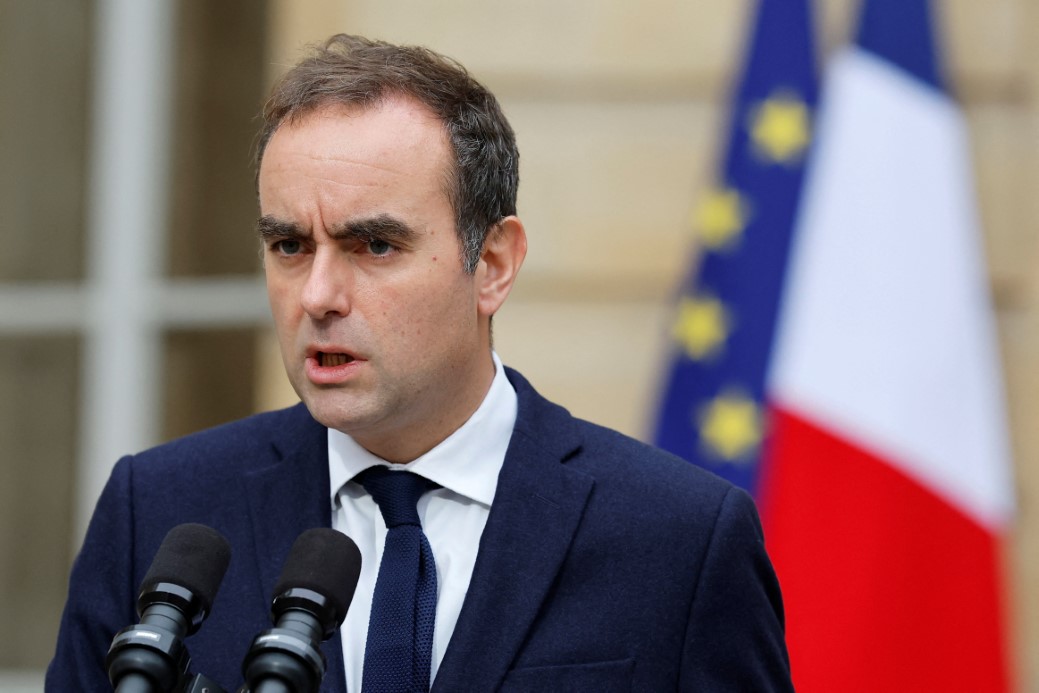 Macron, istifa eden Fransa Başbakanı Lecornu'yu yeniden başbakanlık görevine atadı