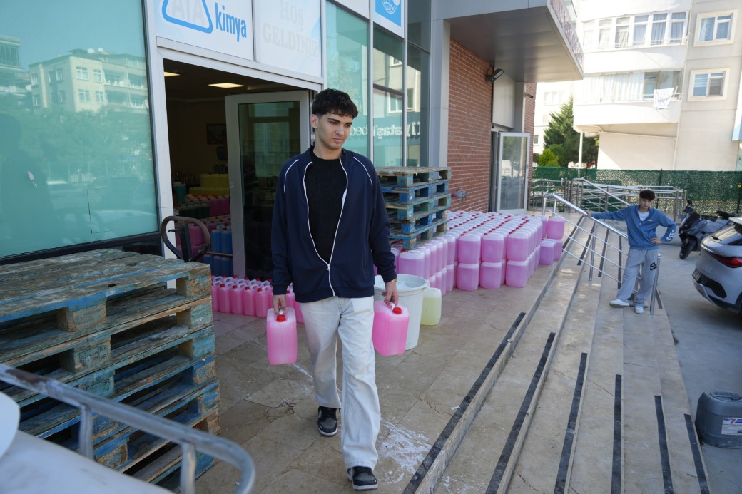 ’Fabrika gibi lise’ye 150 ton temizlik malzemesi siparişi