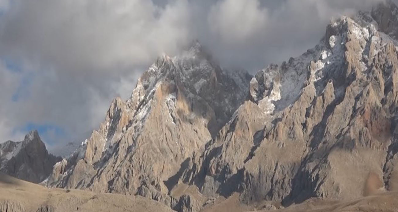 Aladağlar’da kayıp dağcı ihbarı ekipleri harekete geçirdi