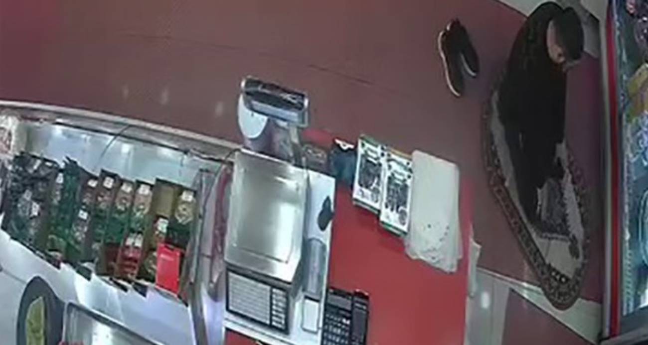 Erzurum’da iş yerinde korkutan anlar, Dolapta donan şişe patladı