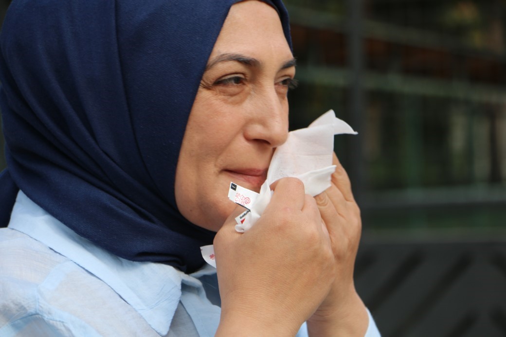 Islak mendil ve dezenfektan kullandı, ehliyetinden oldu