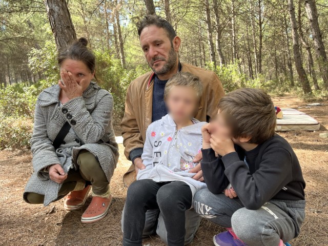 2 çocuklu aile evsiz kaldı!