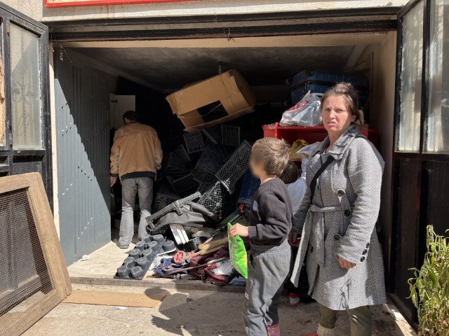 2 çocuklu aile evsiz kaldı!