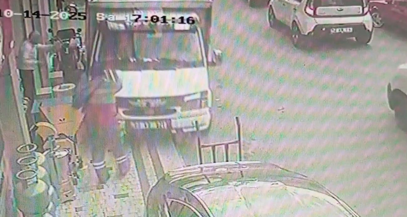 Epilepsi nöbeti geçiren sürücünün kaza anı kamerada