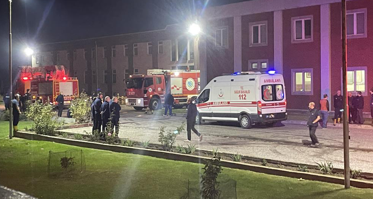 Fabrikada baca yangını: 2 kişi hastaneye kaldırıldı